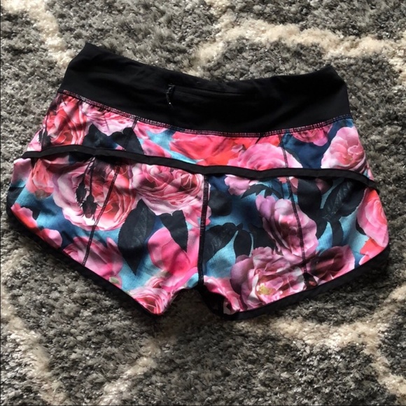 Lululemon secret garden speed shorts - Picture 2 of 4